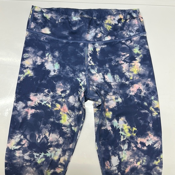 Athleta Girl Chit Chat Capri Tie Dye - Picture 2 of 12